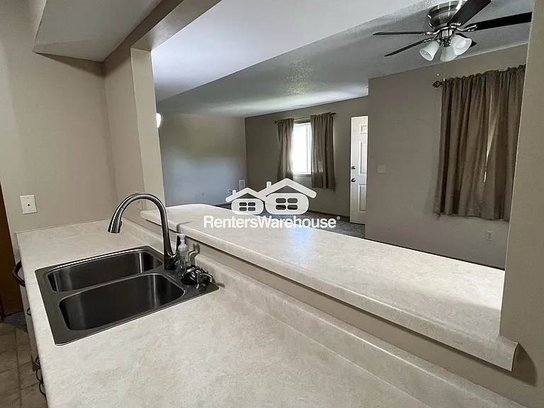 15870 Griffon Path — Photo 8