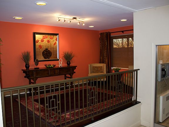 4th image of 7033 N Kedzie Ave APT 1204