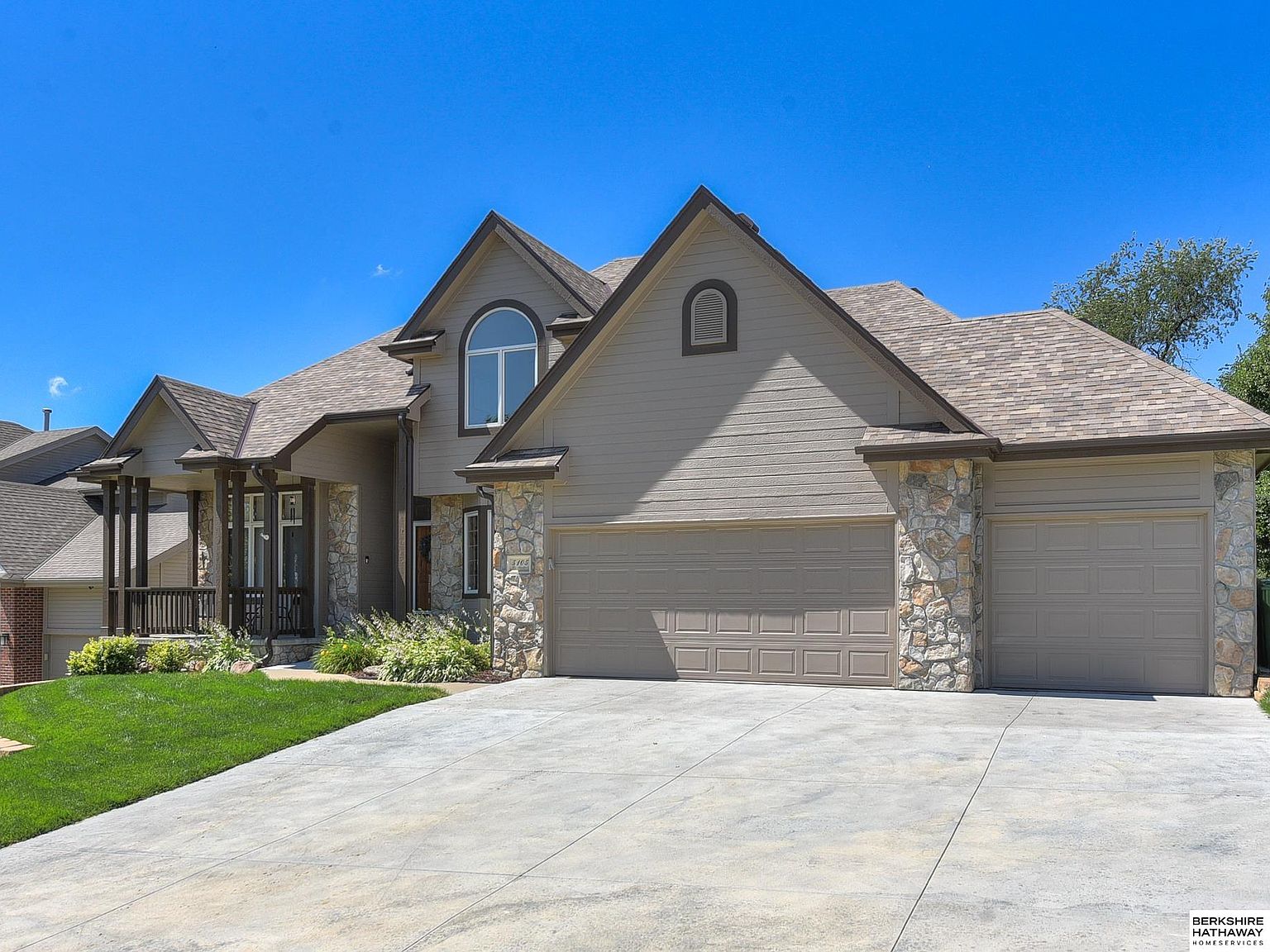 5105 Timberridge Dr, Papillion, NE 68133 | MLS #22420344 | Zillow