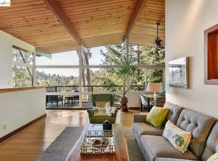 2001 Arrowhead Dr, Oakland, CA 94611