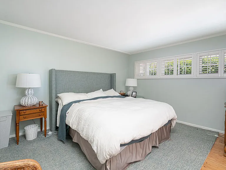 2124 E Oceanfront — Photo 18