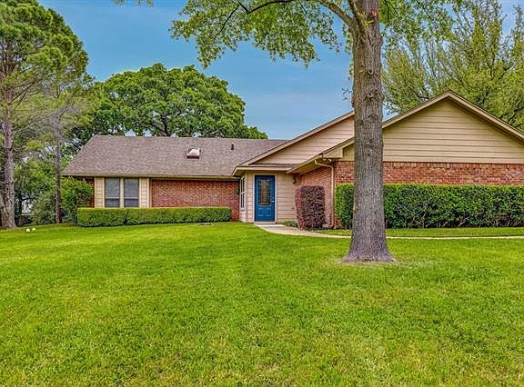 5th image of 2707 Oak Trail Ct