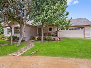 602 Ranchview Dr, Johnson City, TX 78636