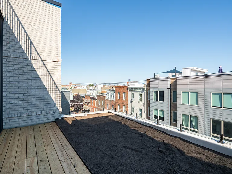 610 Moore St #402 — Photo 13