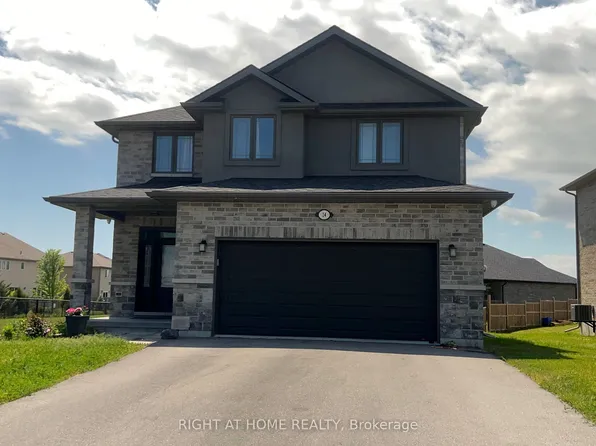 14 Mountain Ash Dr, Belleville, ON K8N 0E3