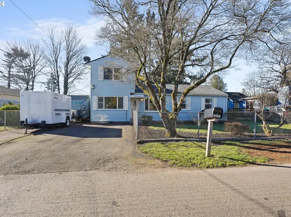 18944 NE Couch St, Portland, OR 97230