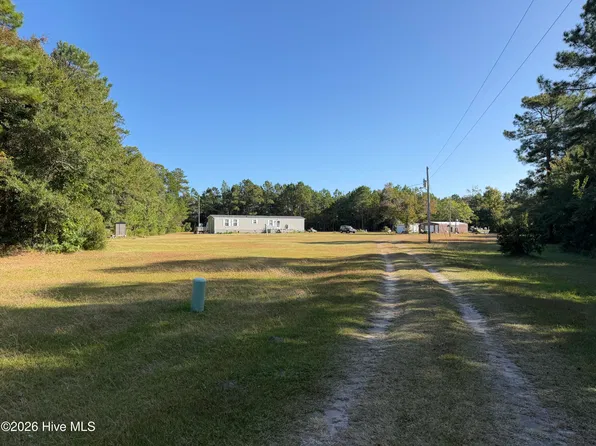 315 Crows Nest Road, Beaufort, NC 28516