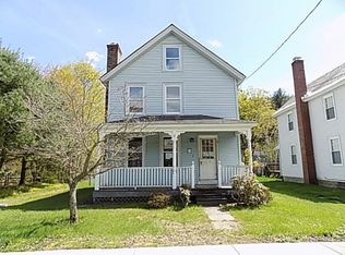 29 Maple Ave, Chester, MA 01011