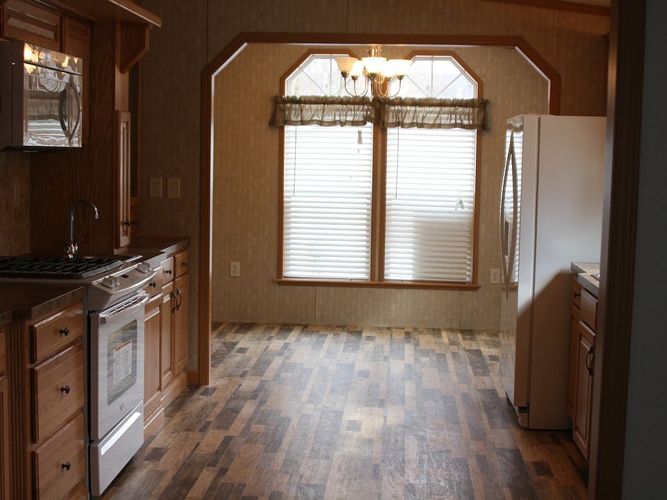 1st image of 508 Silver Maples Dr