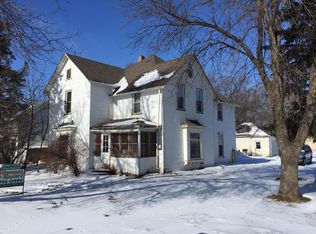 202 W 1st St, Mount Vernon, SD 57363