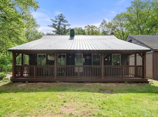 24 Webber Rd, Brookfield, MA 01506