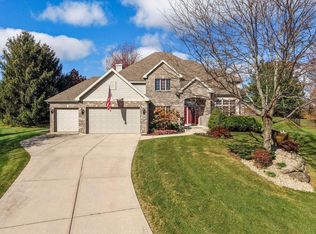 7490 Pucoon Cir, Middleton, WI 53562