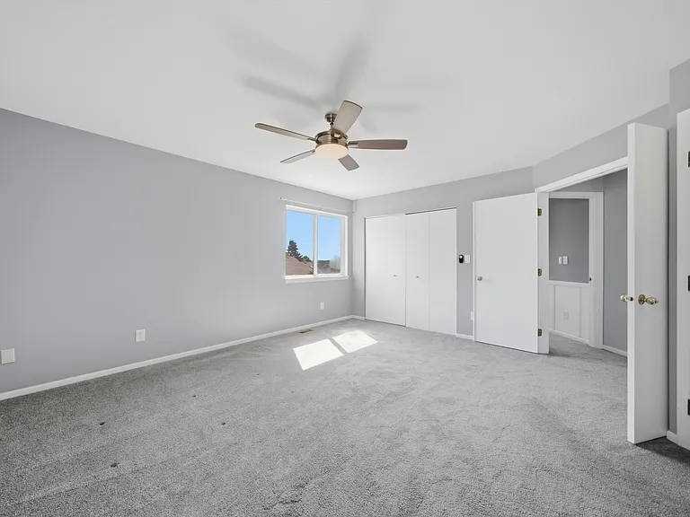 1912 Redwood Ln — Photo 12