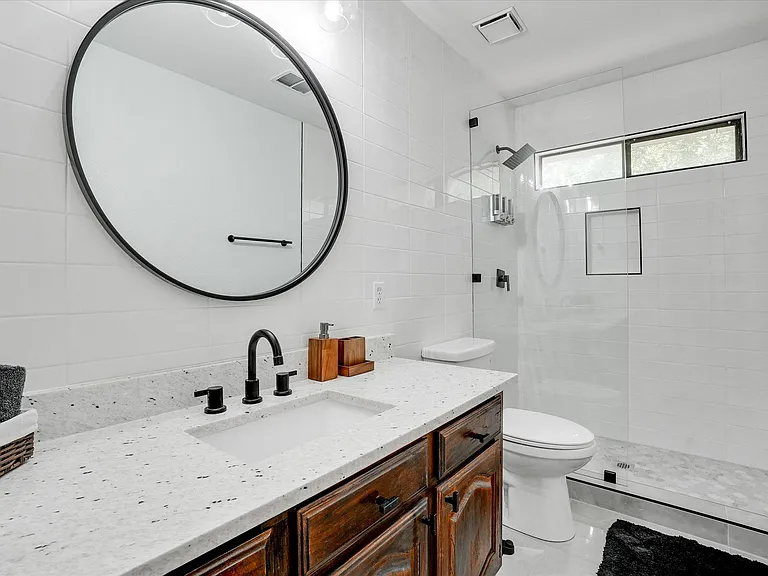 922 Blackstone Dr — Photo 27