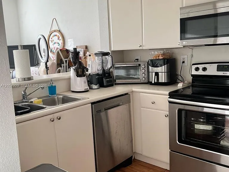 17820 NW 73rd Ave #200-1 — Photo 13