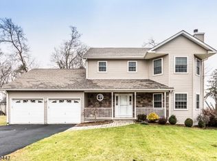15 Clearwater Rd, Budd Lake, NJ 07828