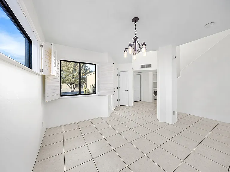 8786 E Corte Caida Del Sol — Photo 5