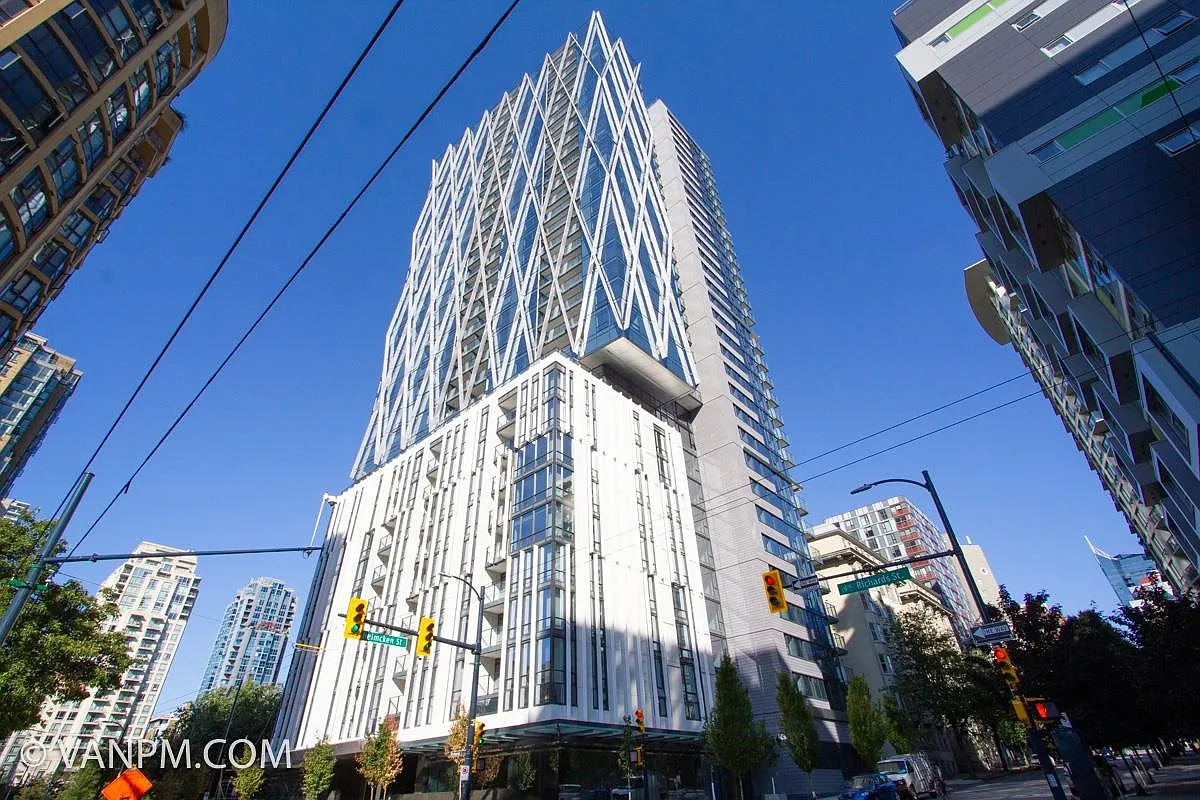 1 bed, 579 sqft, $2,500 — Photo 1