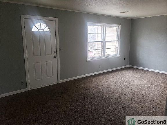 Large & Bright Living Room