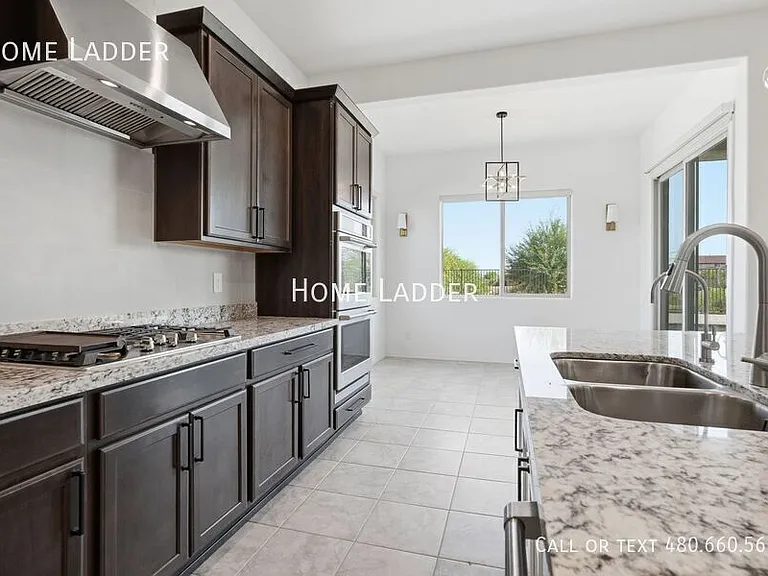 10812 E Tesla Ave — Photo 17