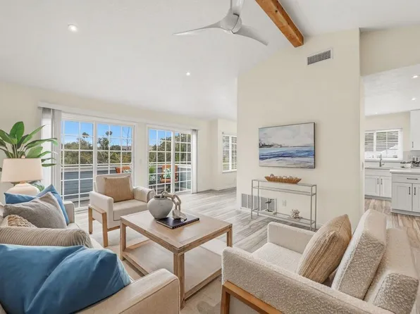 2807 Valley Vista Way, Oceanside, CA 92054