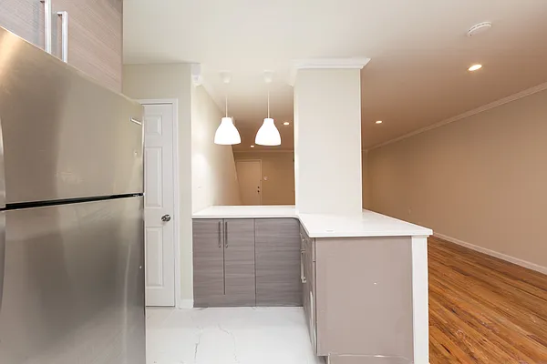 Sold by Keystone Realty USA Corp | media 4