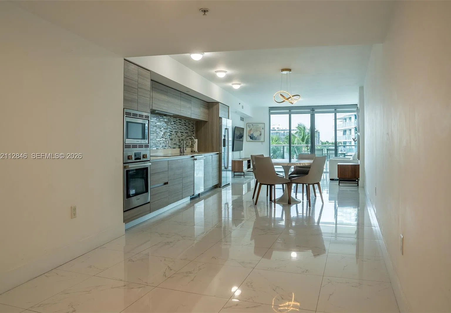 Amd Pl Of 2nd Ocean Front — Photo 4
