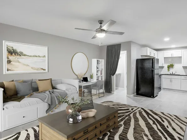 Loraine Place, 5005 NE Loraine St #14, Haltom City, TX 76117