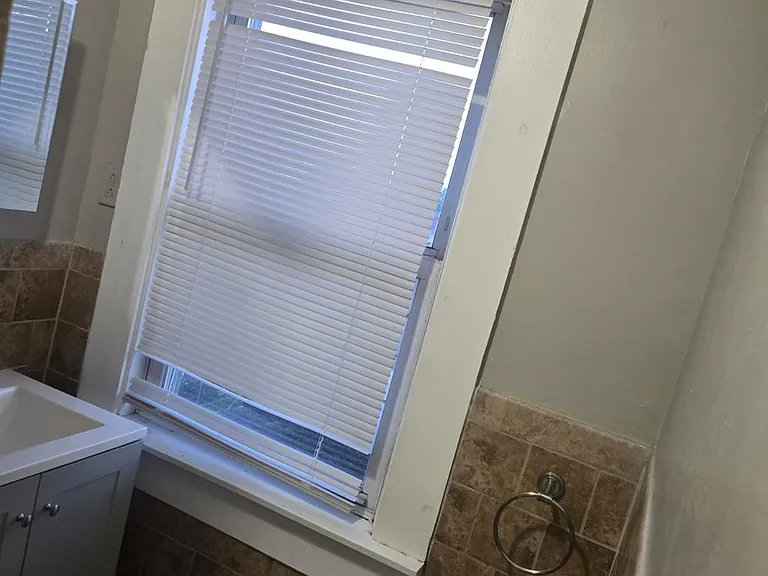 144-146 Mapes Ave #3 — Photo 11