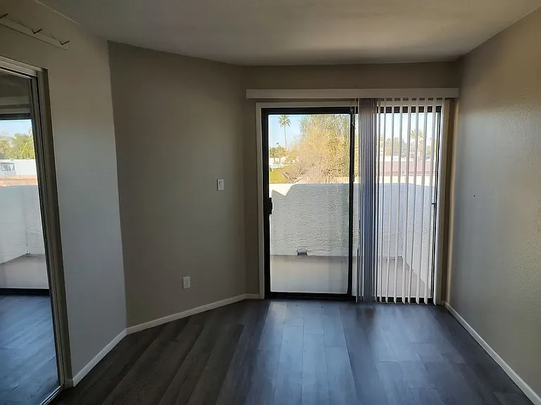 935 N Granite Reef Rd #32 — Photo 22
