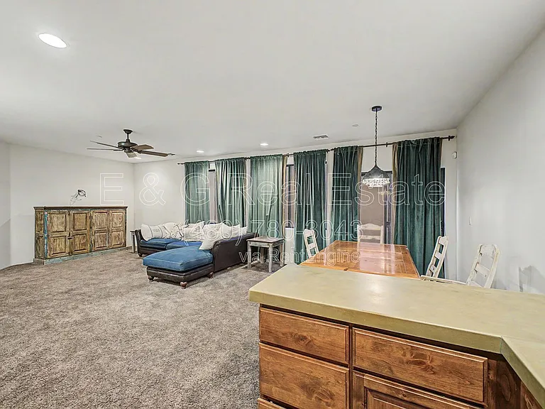 304 S Wilson St — Photo 34