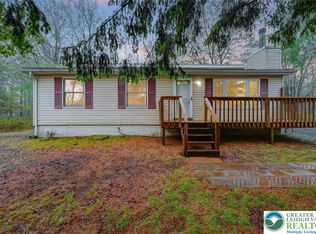 605 Scenic Dr, Albrightsville, PA 18210