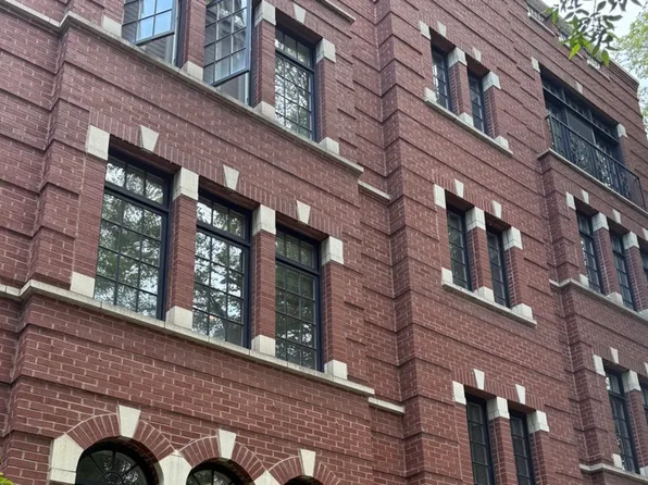 3544 N Fremont St APT 2S, Chicago, IL 60657