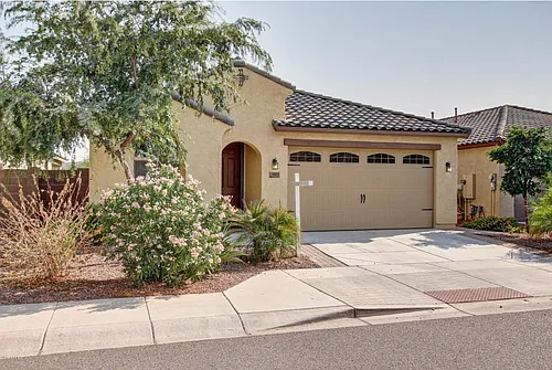 5553 W Buckskin Trl Photo 1