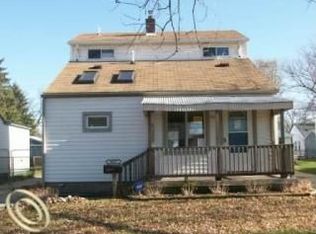 3917 21st St, Wyandotte, MI 48192