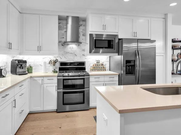 3301 Arapahoe Ave #209, Boulder, CO 80303