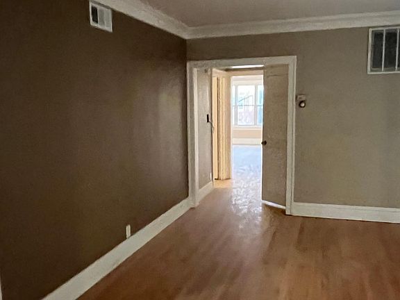 5th image of 6322 N Francisco Ave #3-1-2
