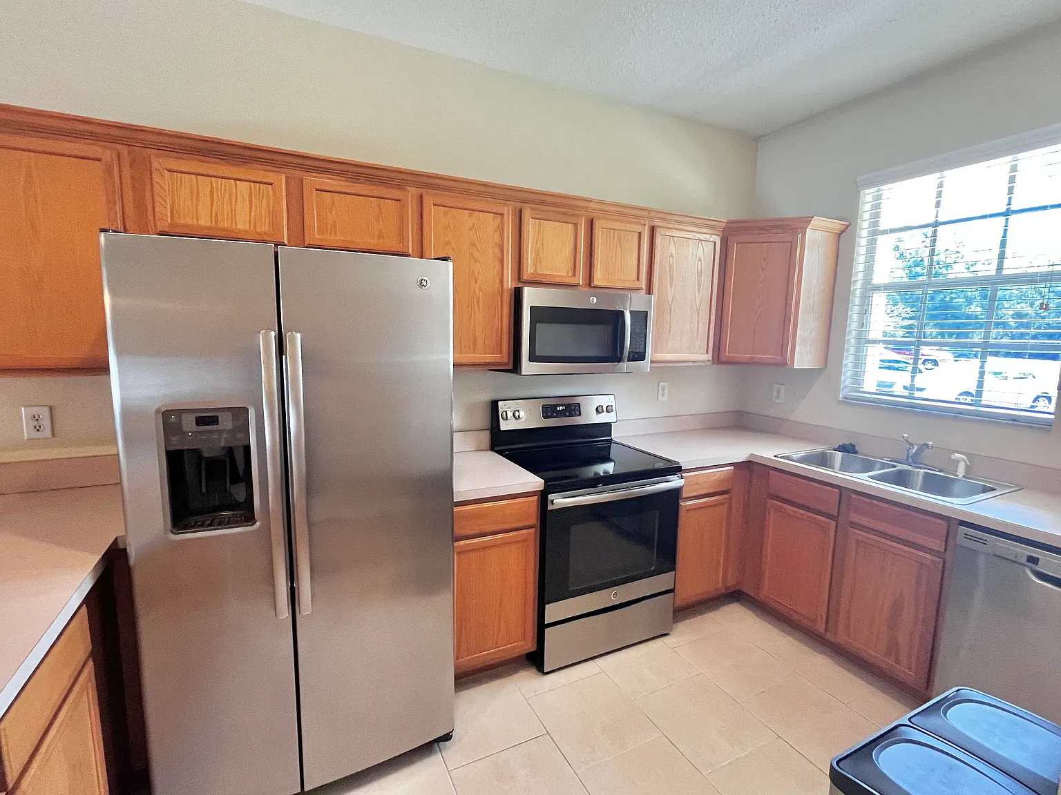 2 bed, 2.5 bath, 1152 sqft, $1,775 — Photo 4