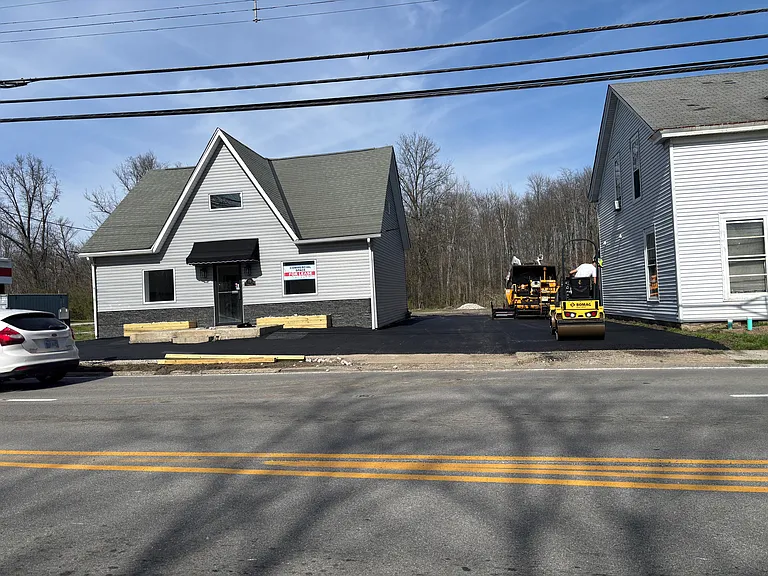 73 Main St — Photo 2
