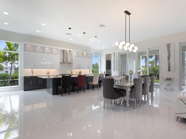 9124 Coral Isles Cir, Palm Beach Gardens, FL 33412