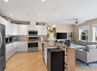 445 Dalgleish Dr #10, Kamloops, BC V2C 6C7