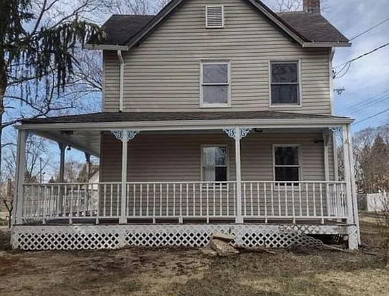 82 N New Prospect Rd — exterior photo