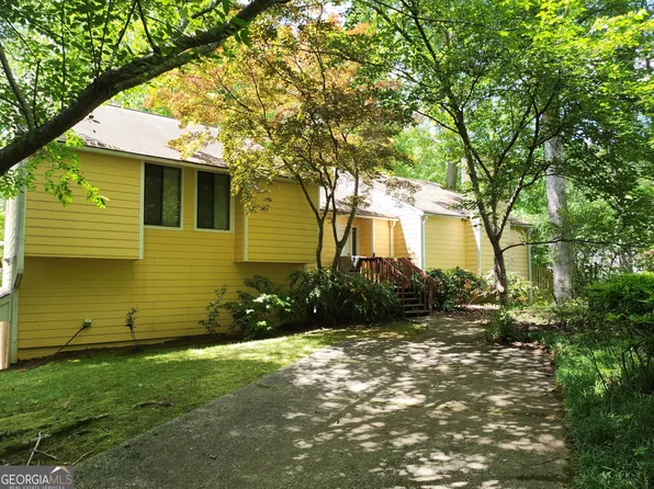 363 Weatherstone Ln, Marietta, GA 30068