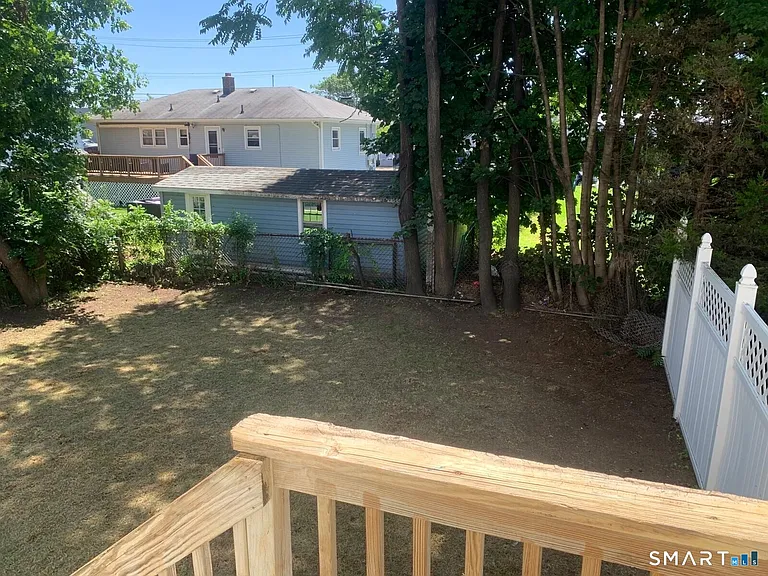 175 Harding Ave — Photo 25