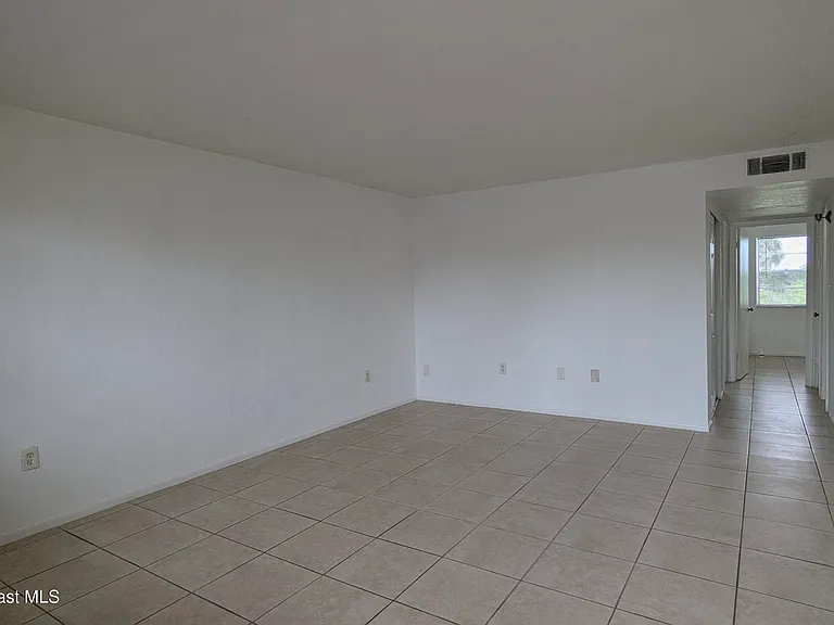 2170 Knox McRae Dr #8 — Photo 2