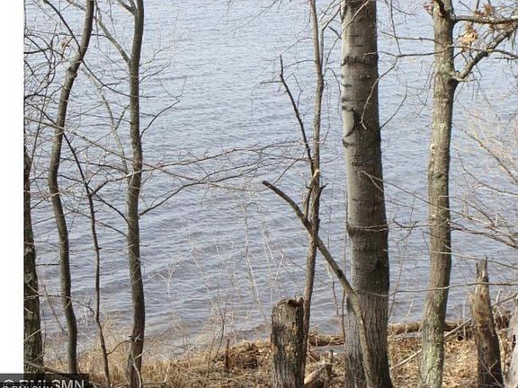 2nd image of 501 Lane