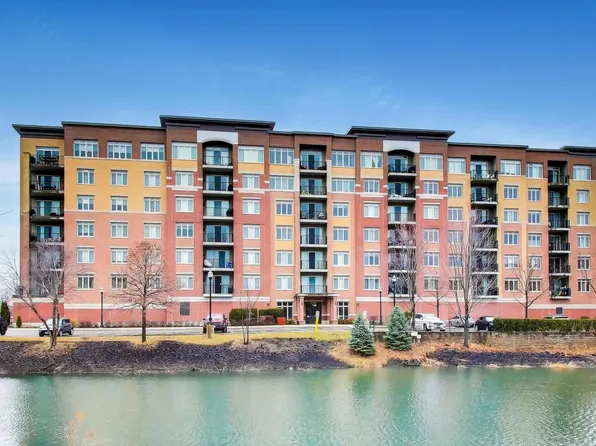 1199 E Port Clinton Rd Unit 311, Vernon Hills, IL 60061