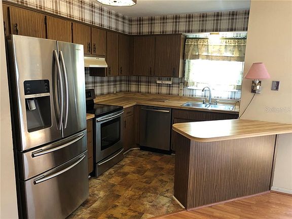 5th image of 4630 Blossom Blvd