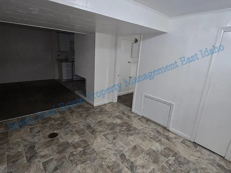 555 N 13th Ave #557 — Photo 18