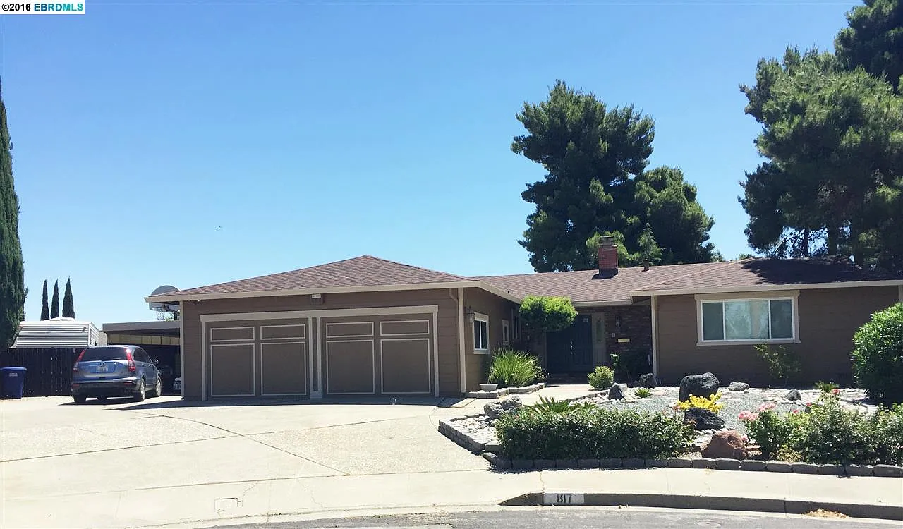 817 Catalina Ct photo 1